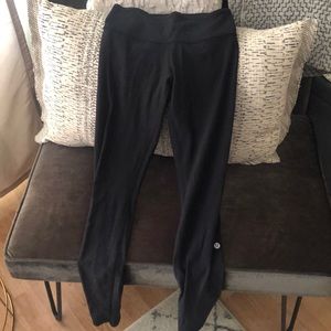Size 6 Lululemon black leggings. Full length.